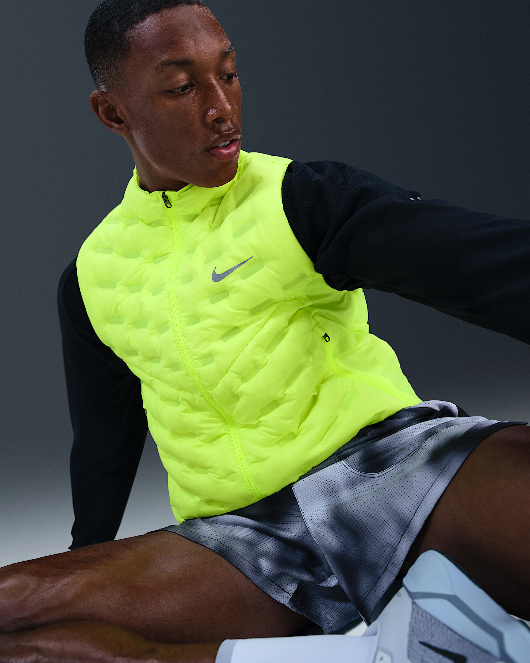 Nike Therma-FIT ADV Repel AeroLoft Men's Down Running Vest - 3