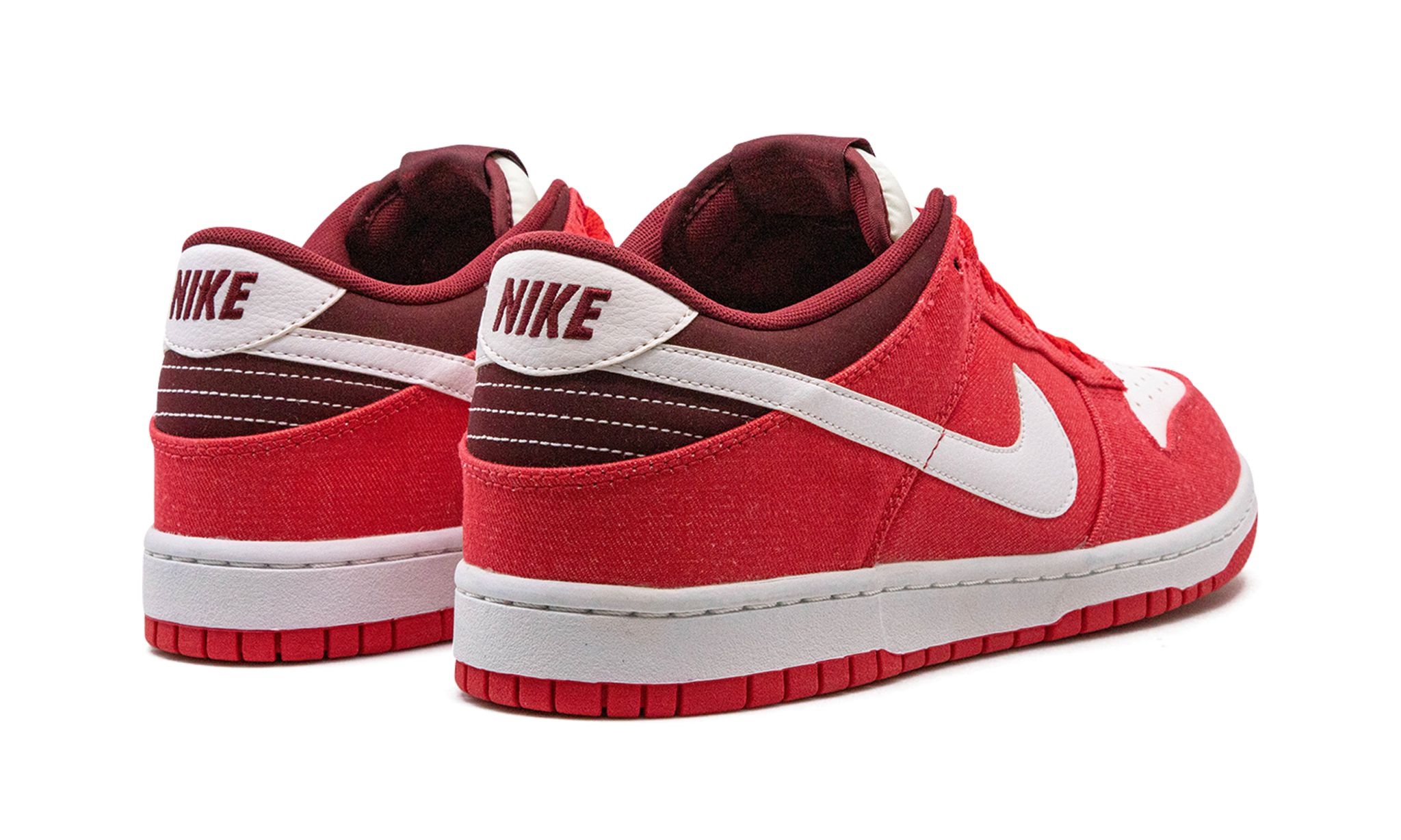 Dunk Low "Hyper Red" - 3