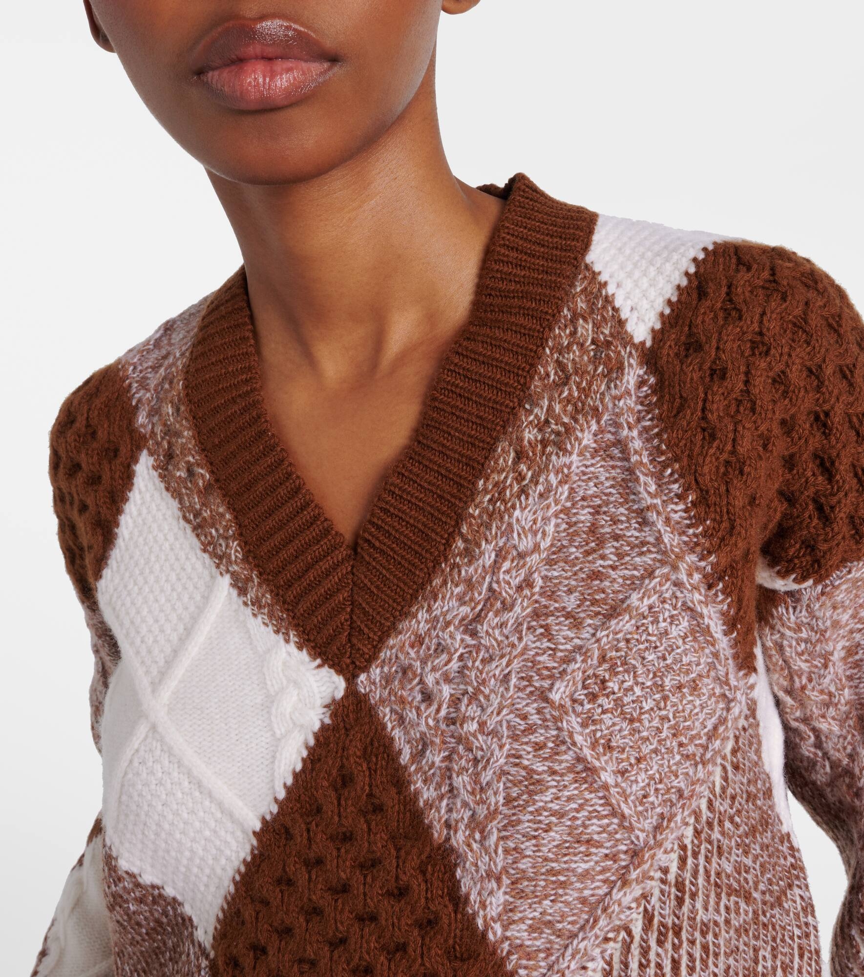 Virgin wool sweater - 4