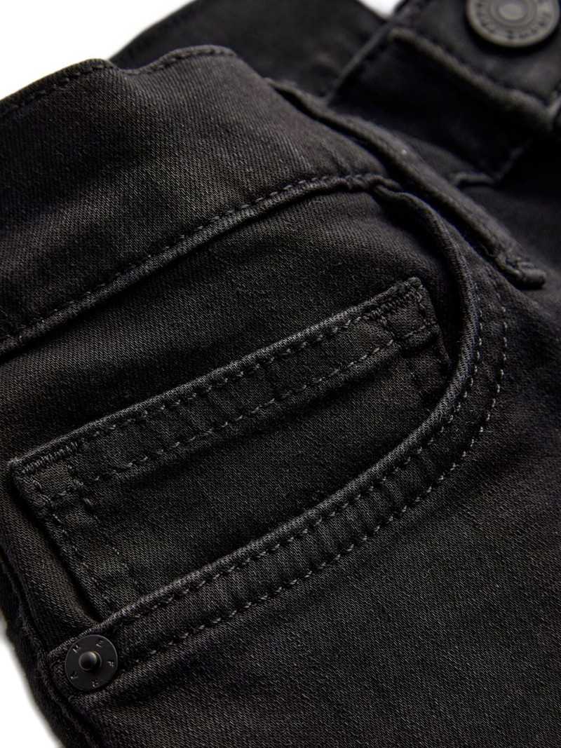 frayed-hem jeans 5