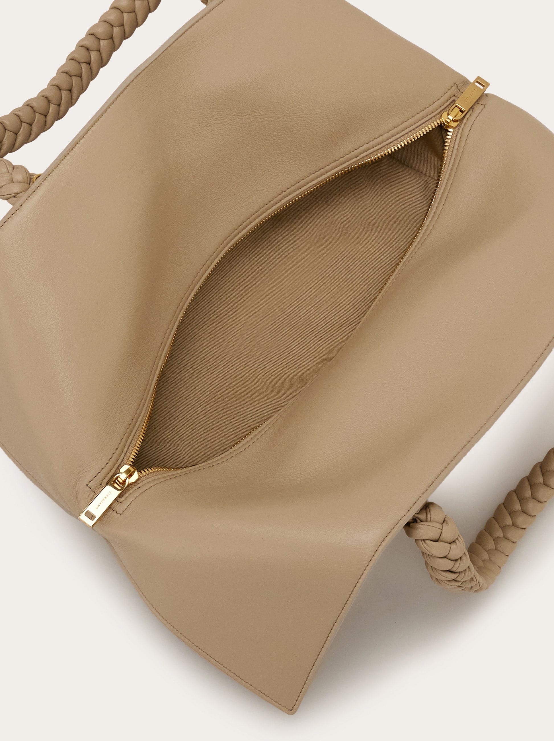 Handbag (M) - 6