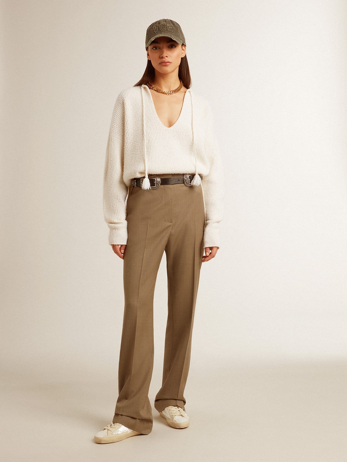 Ribbed wool sweater with V neck and drawstring with tassels - 7