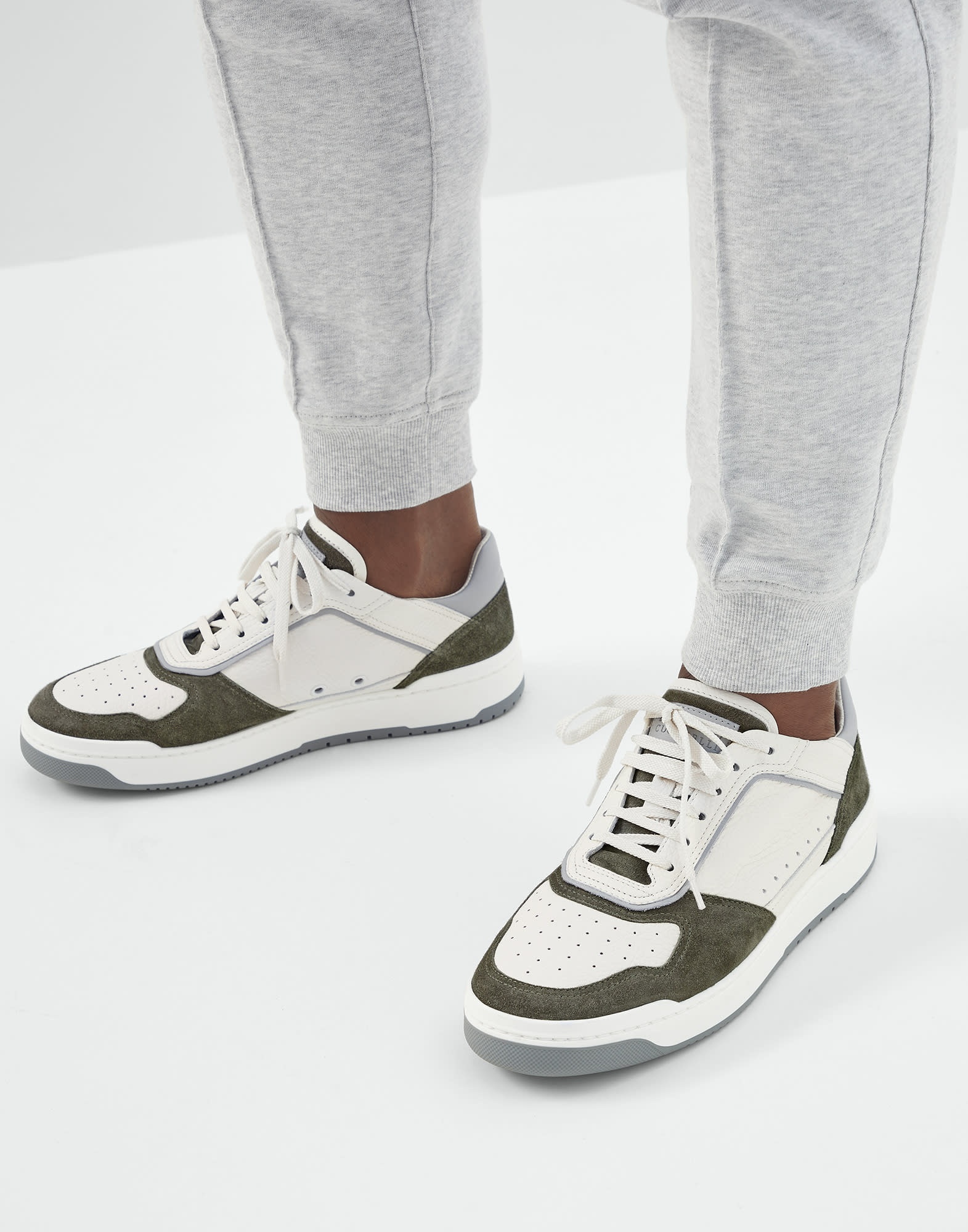 Grained calfskin and washed suede basket sneakers - 4