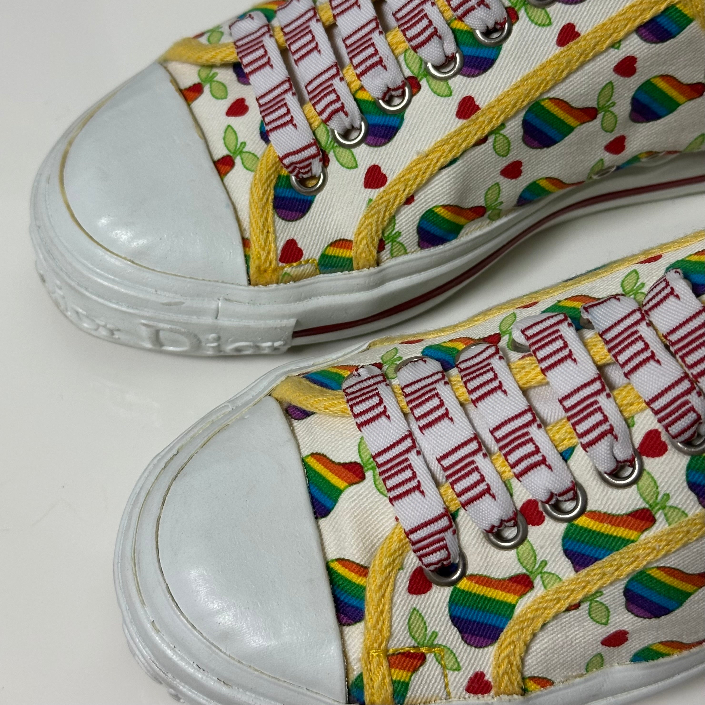 CHRISTIAN DIOR Spring Summer 2002 Pear Print Canvas Mule Sneakers - 5