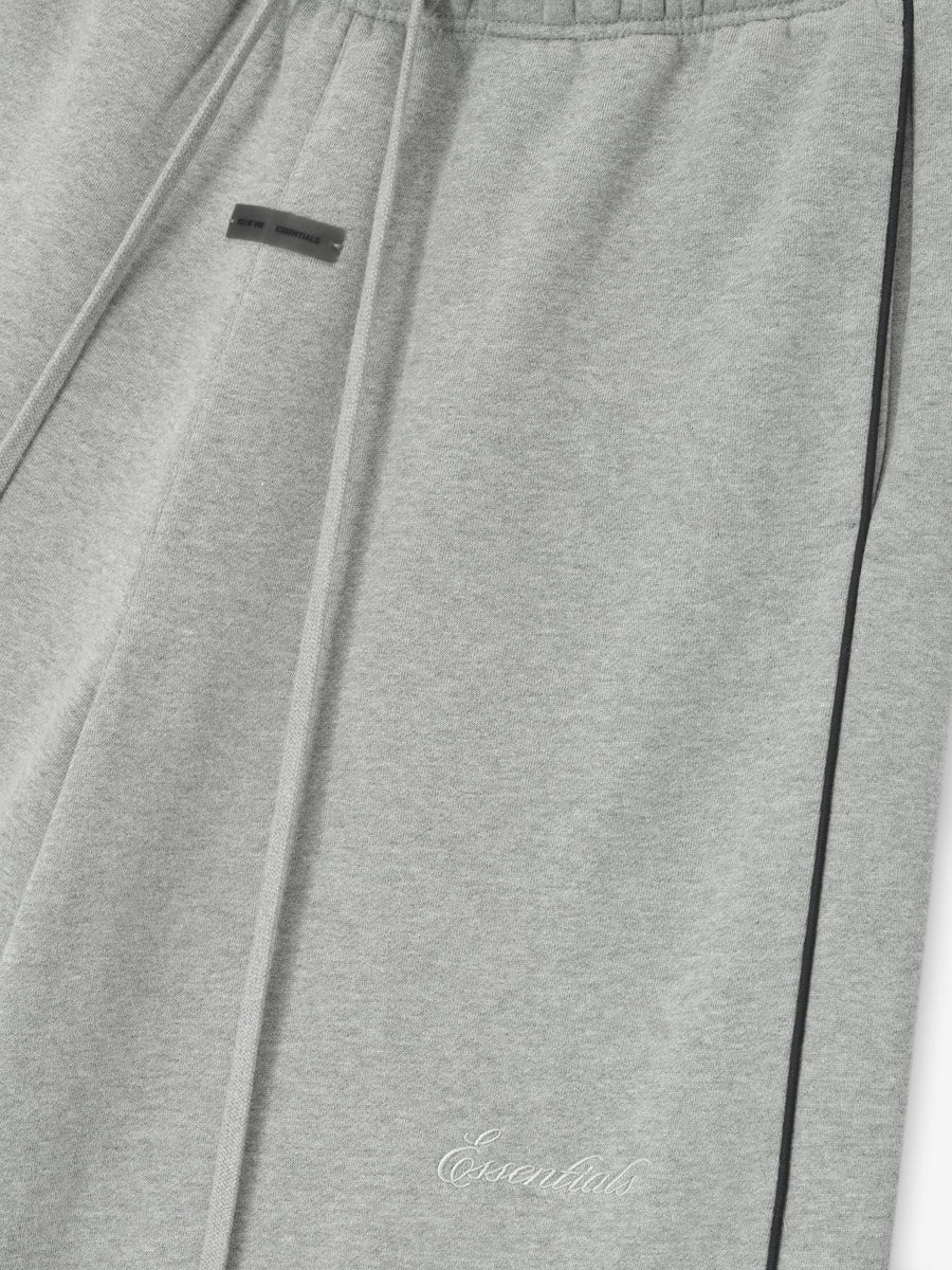 Relaxed Fleece Sweatshort With Piping - 4