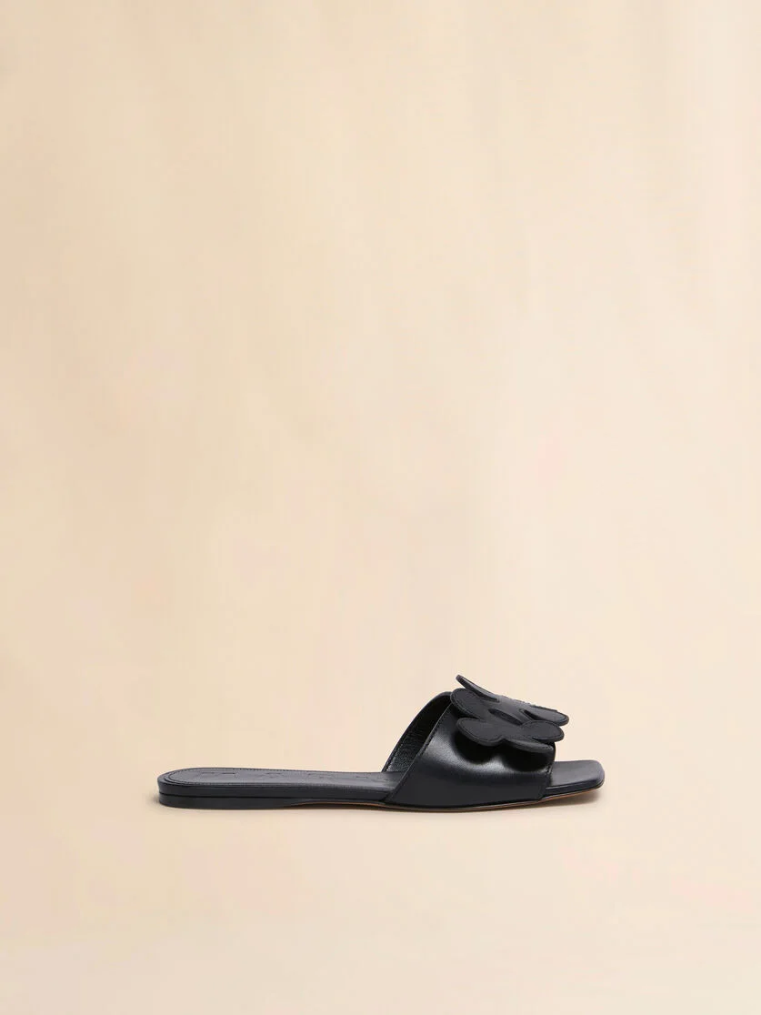 BLACK LEATHER DAISY SANDAL - 1