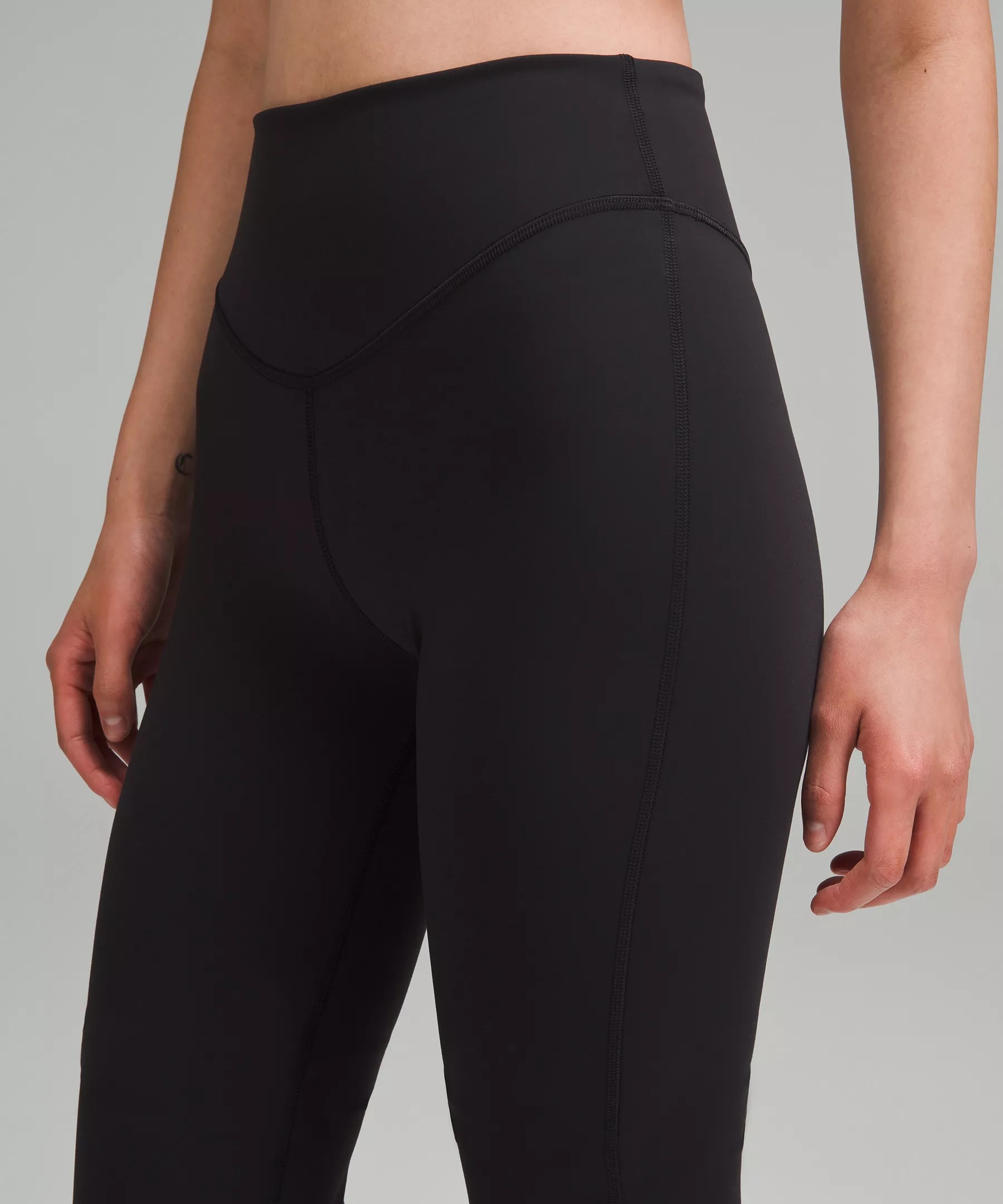 Wunder Under SmoothCover Ultra-Flared High-Rise Yoga Pant - 4