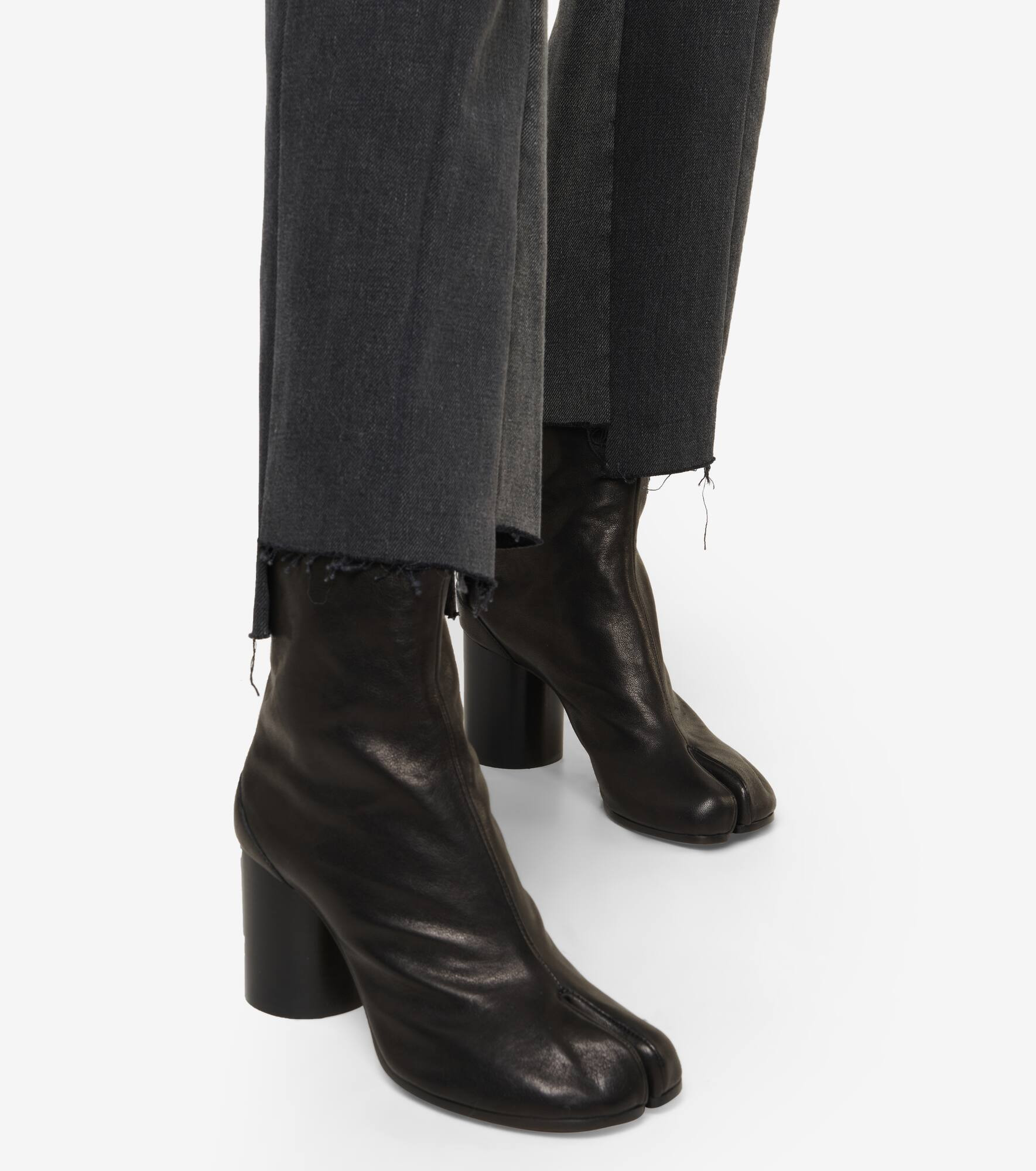 Tabi leather ankle boots - 4