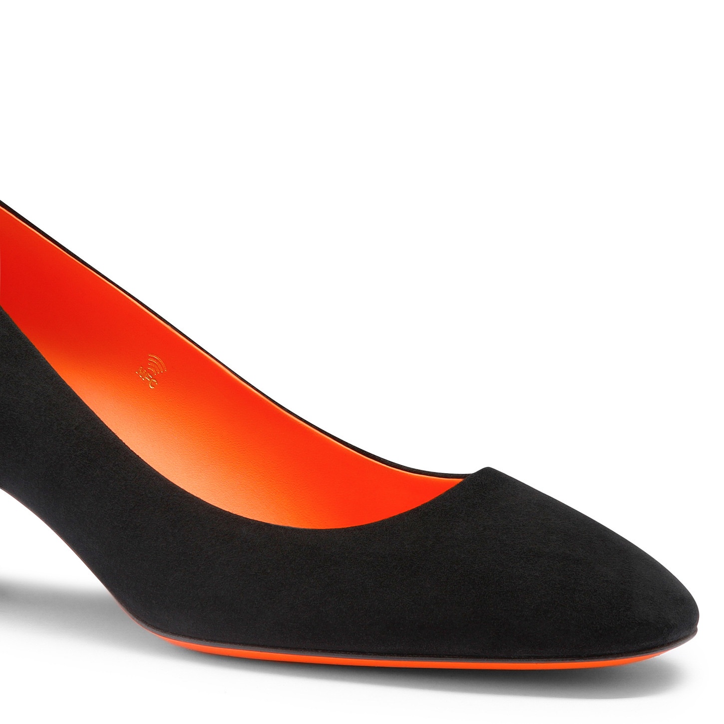 Women's black suede low-heel pump - 6