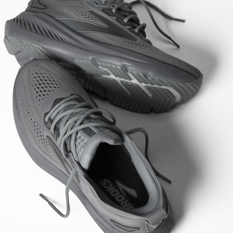 BROOKS Glycerin 23 outlook