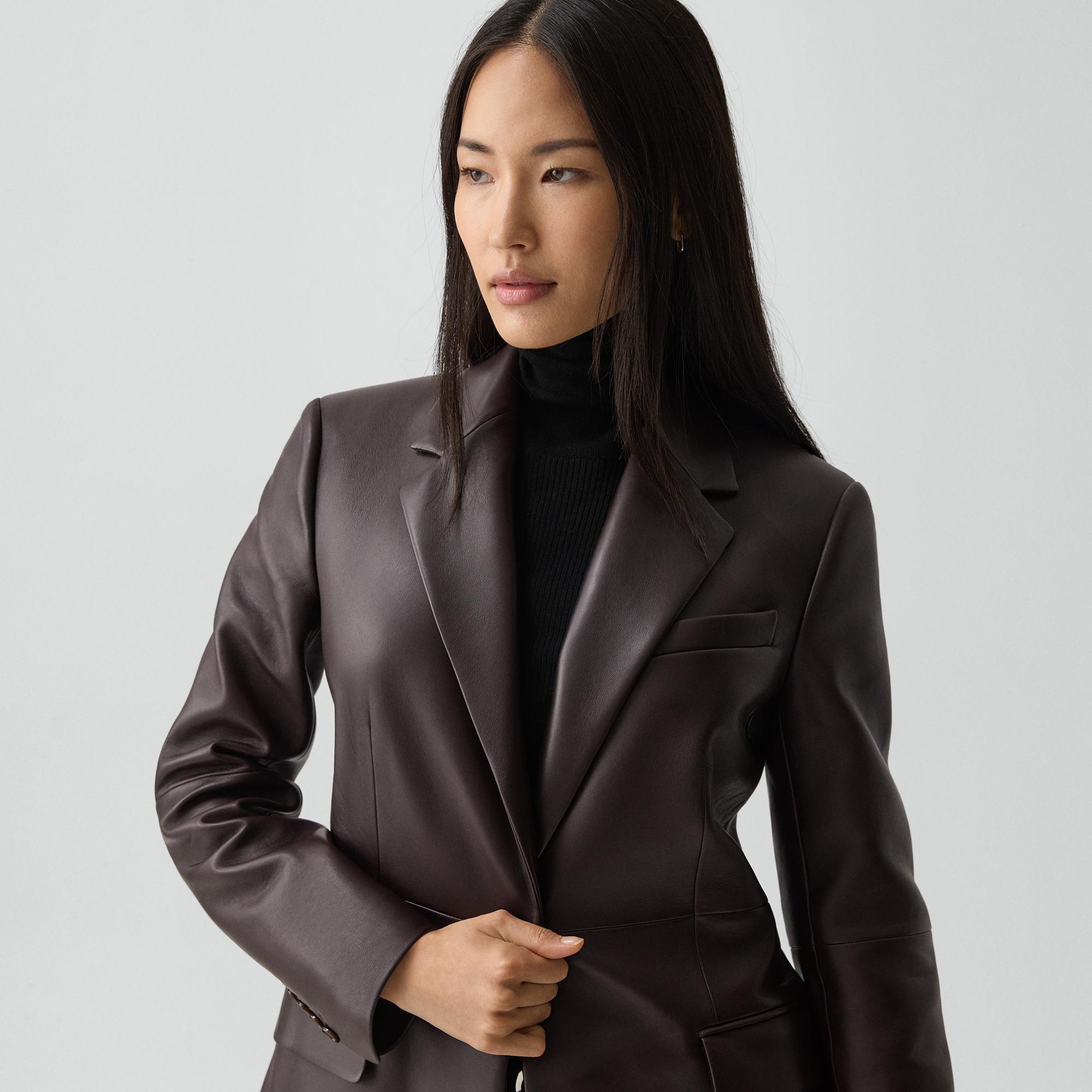 Lynnia Blazer in Leather - 5