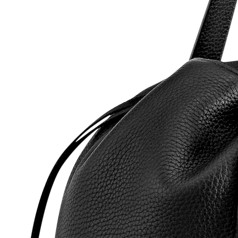 Louis Vuitton Cabas Light outlook