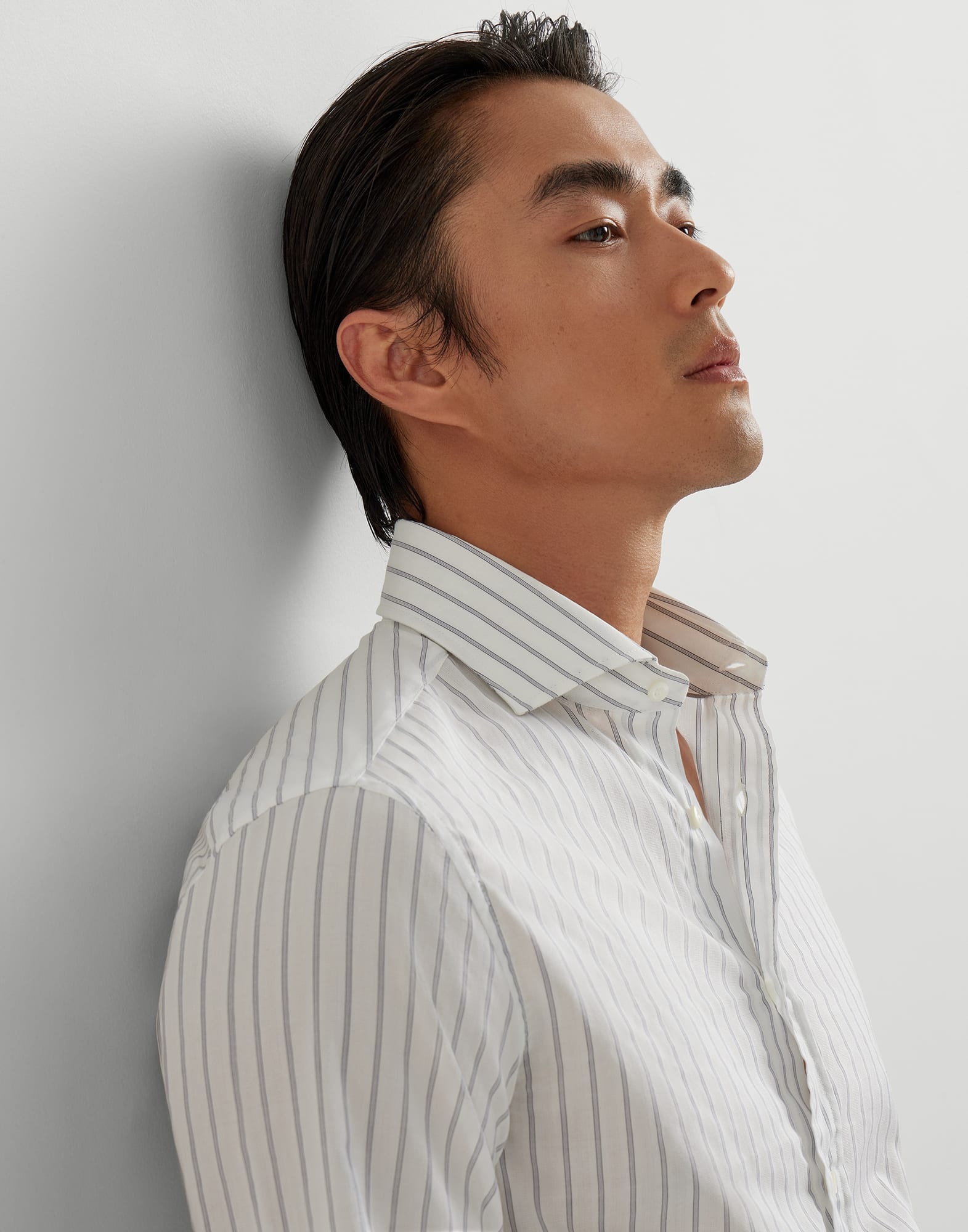 Textured striped cotton easy fit shirt with spread collar - 3