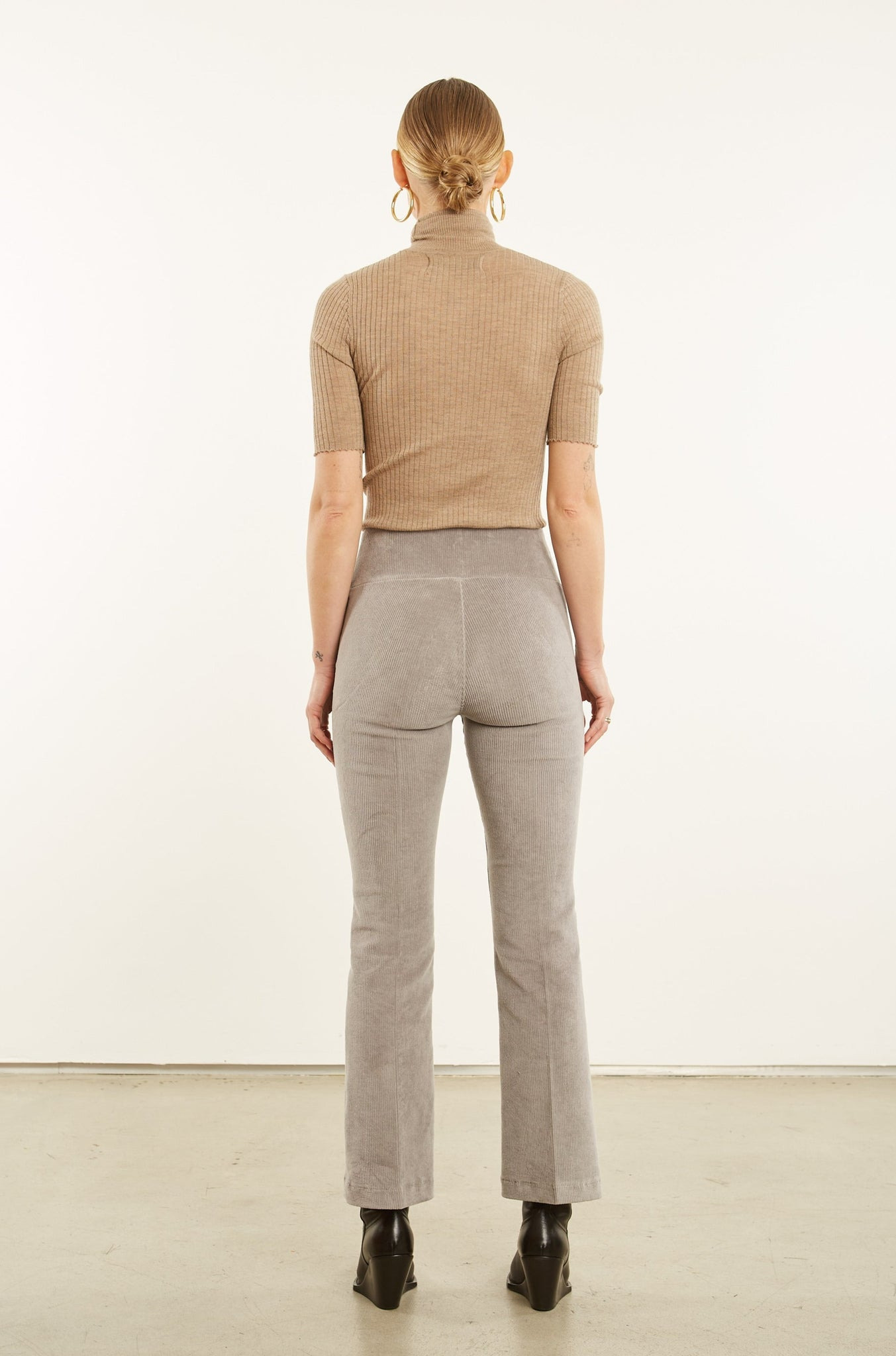 GREY CORDUROY ANKLE FLARE PANTS - 6