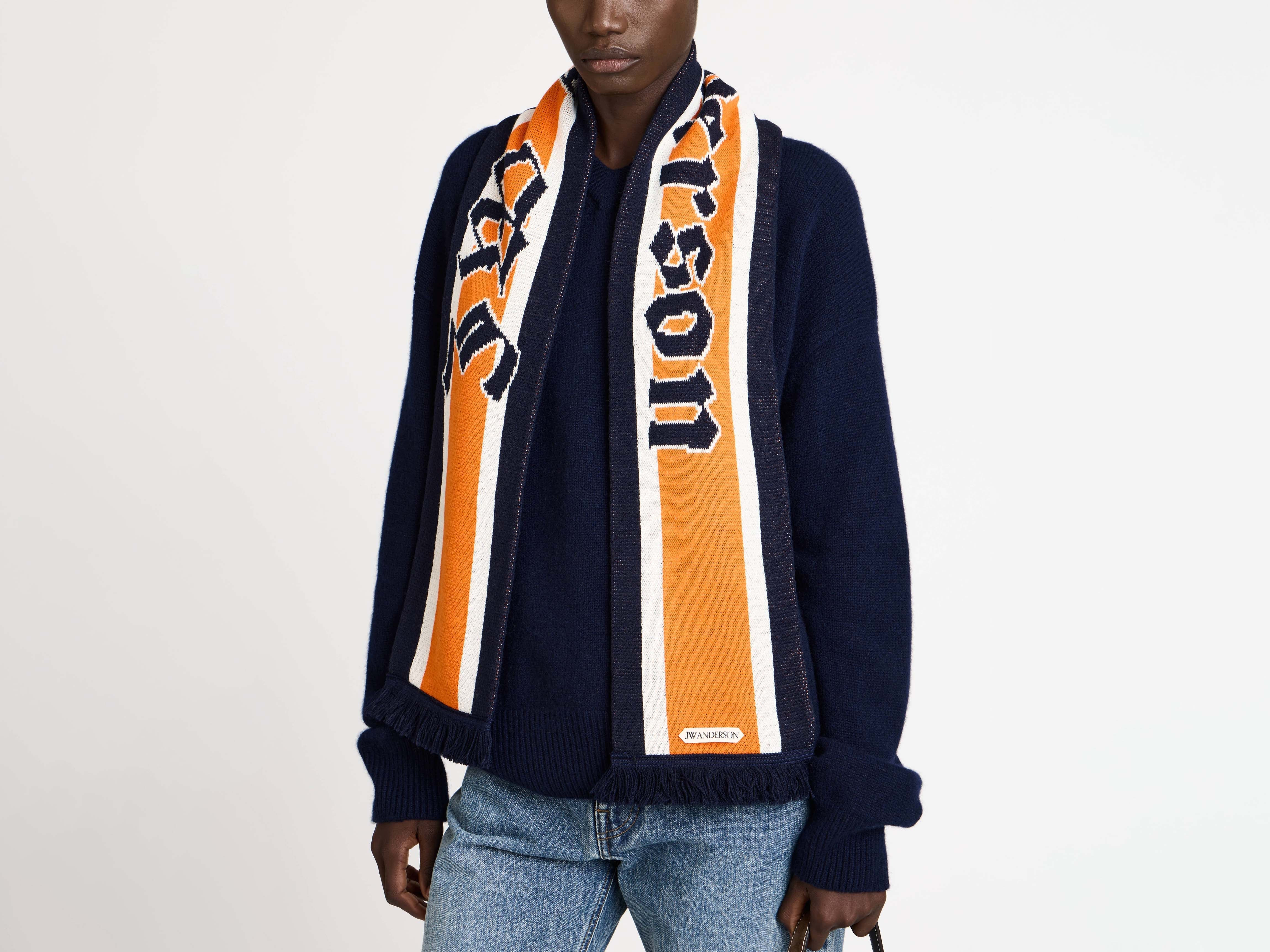 WINNER FOOTBALL KNITTED SCARF - 5