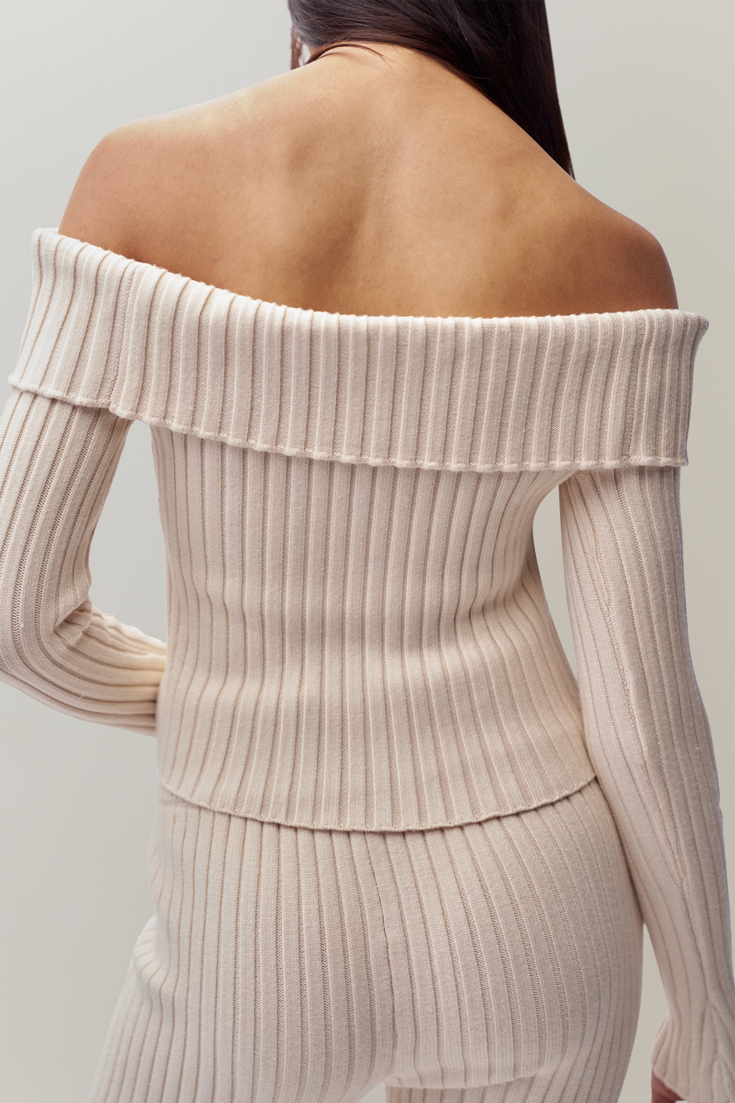 THALIA OFF SHOULDER SWEATER - 4
