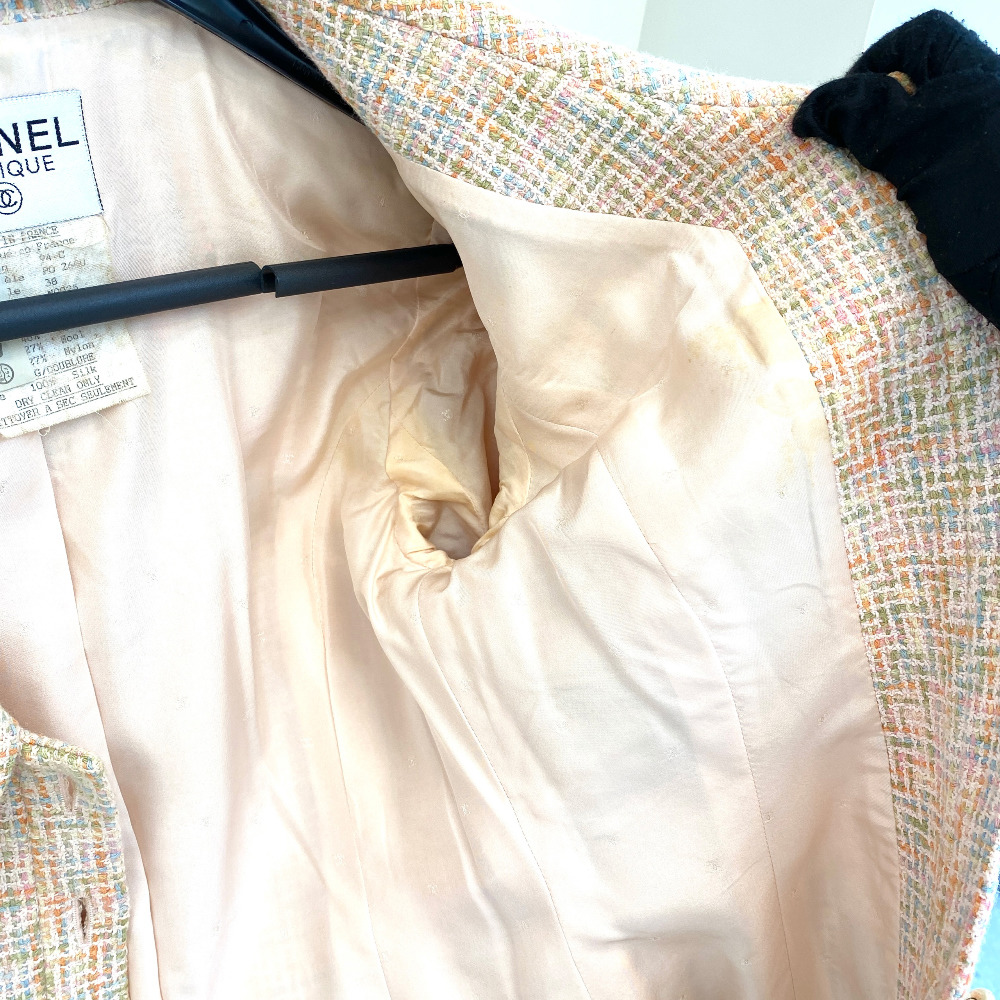 Chanel tweed jacket - 8