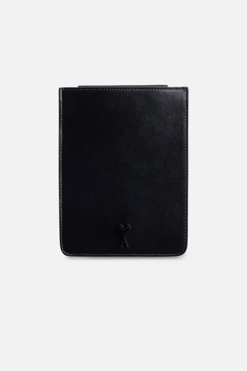 Ami De Coeur Vertical Pouch 1