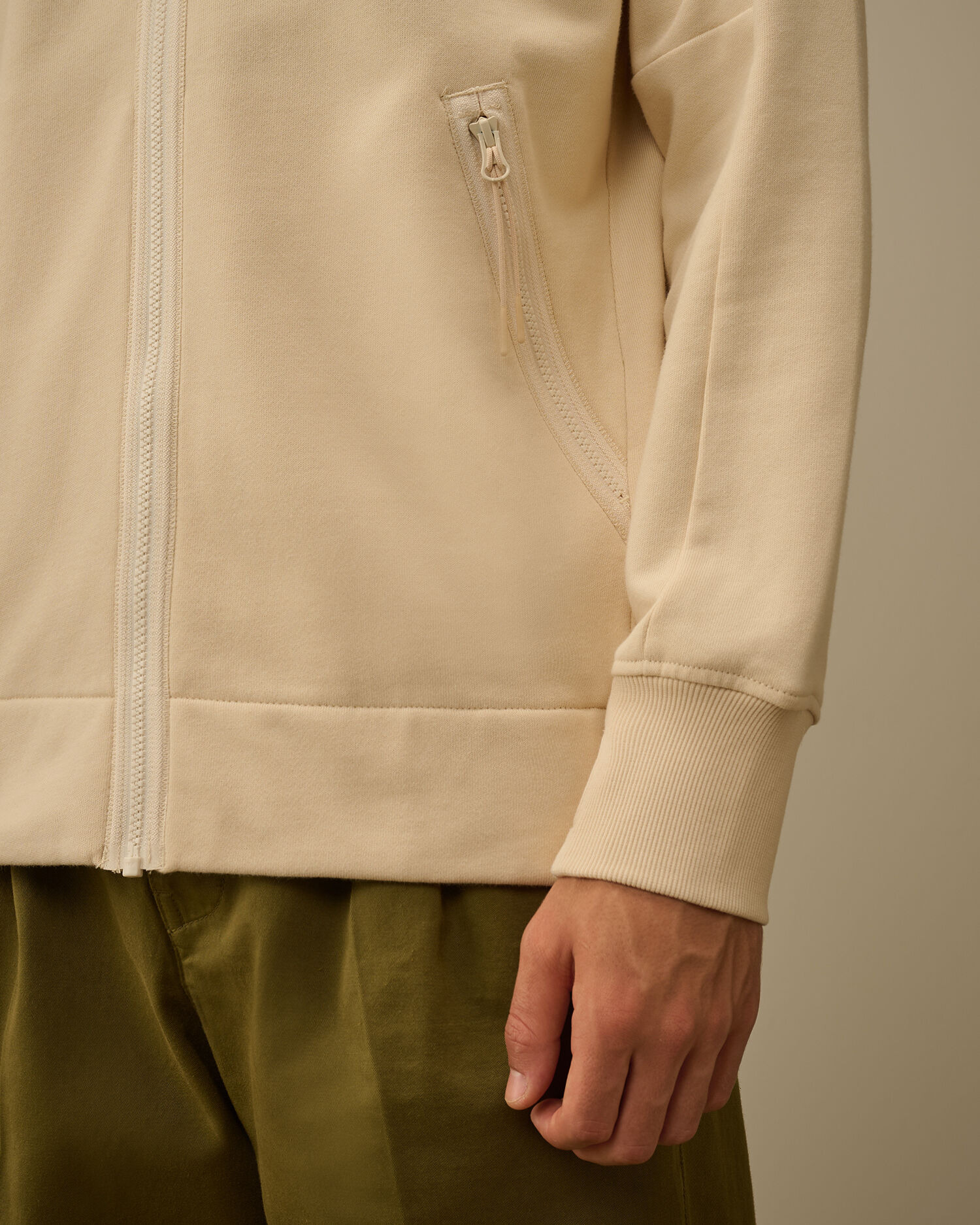 Diagonal Raised Fleece Goggle Sweatshirt - 5