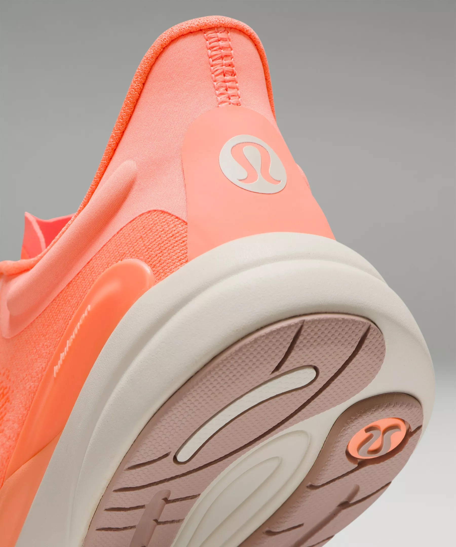 chargefeel 2 Low Women's Workout Shoe - 9