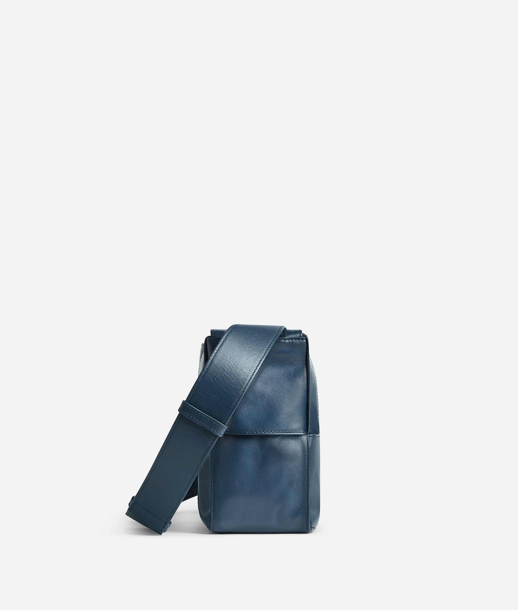 Medium Arco Camera Bag - 4