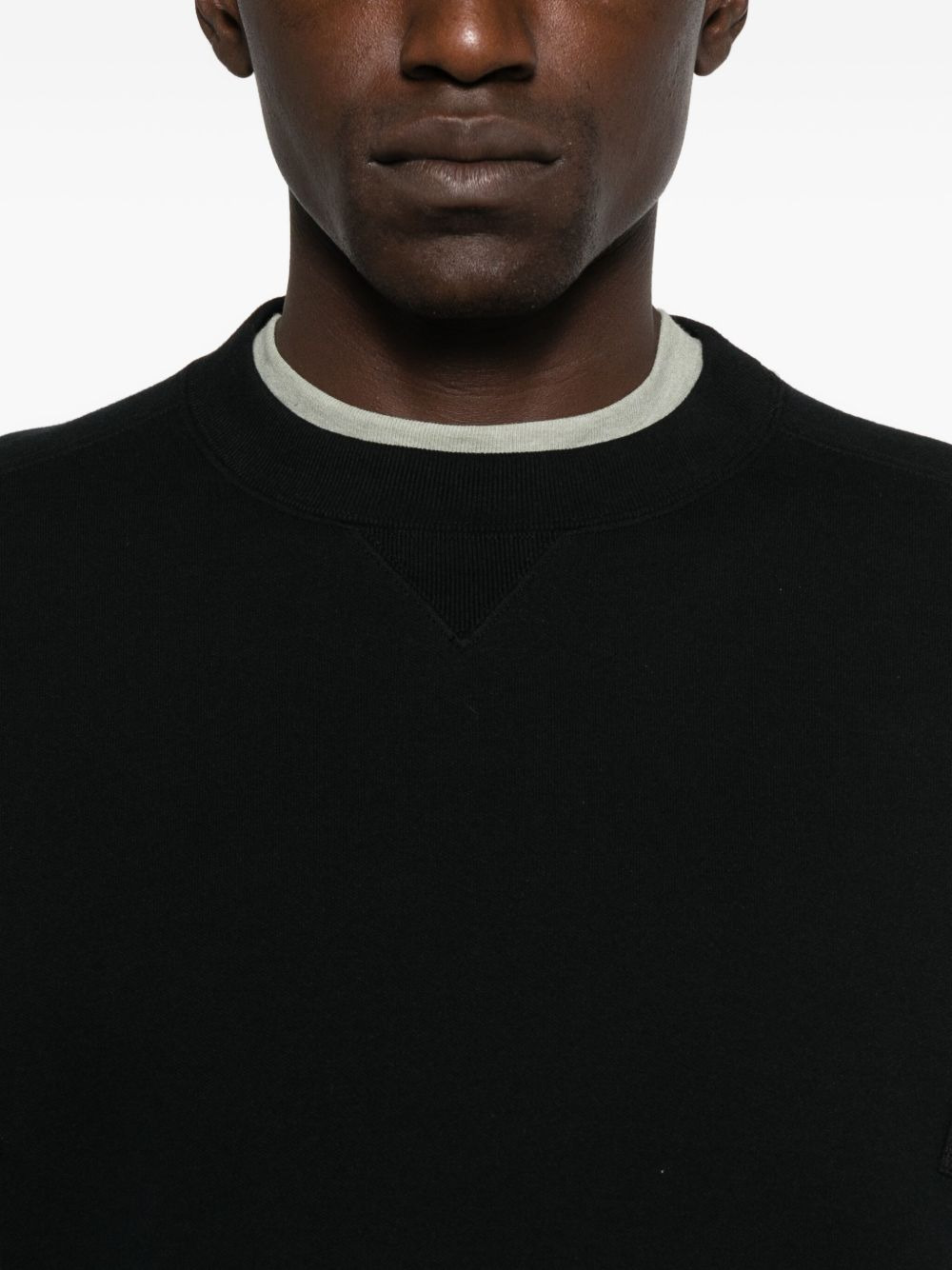 button-fastening zip-pocket sweater - 5