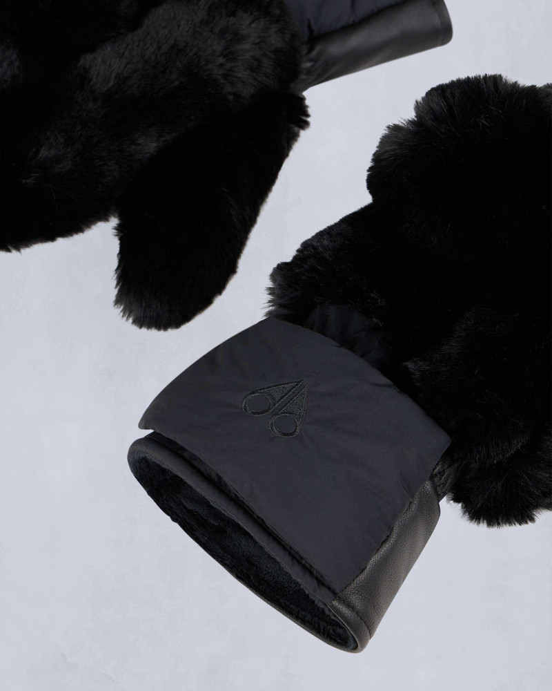 AKAA BUNNY MITTENS 4