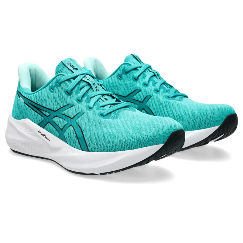 Asics VERSABLAST 4 outlook