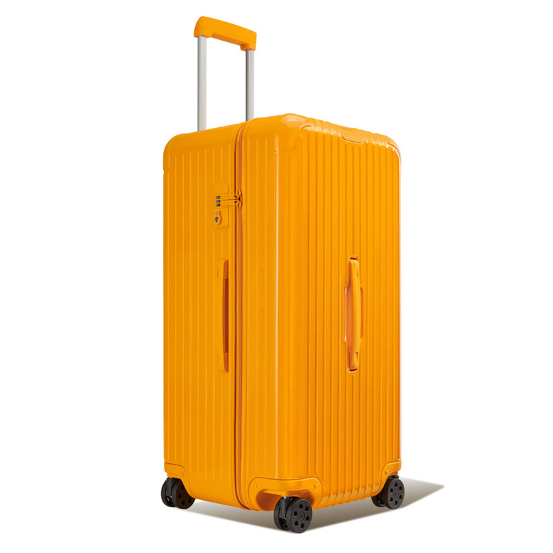 RIMOWA Essential Trunk Plus outlook