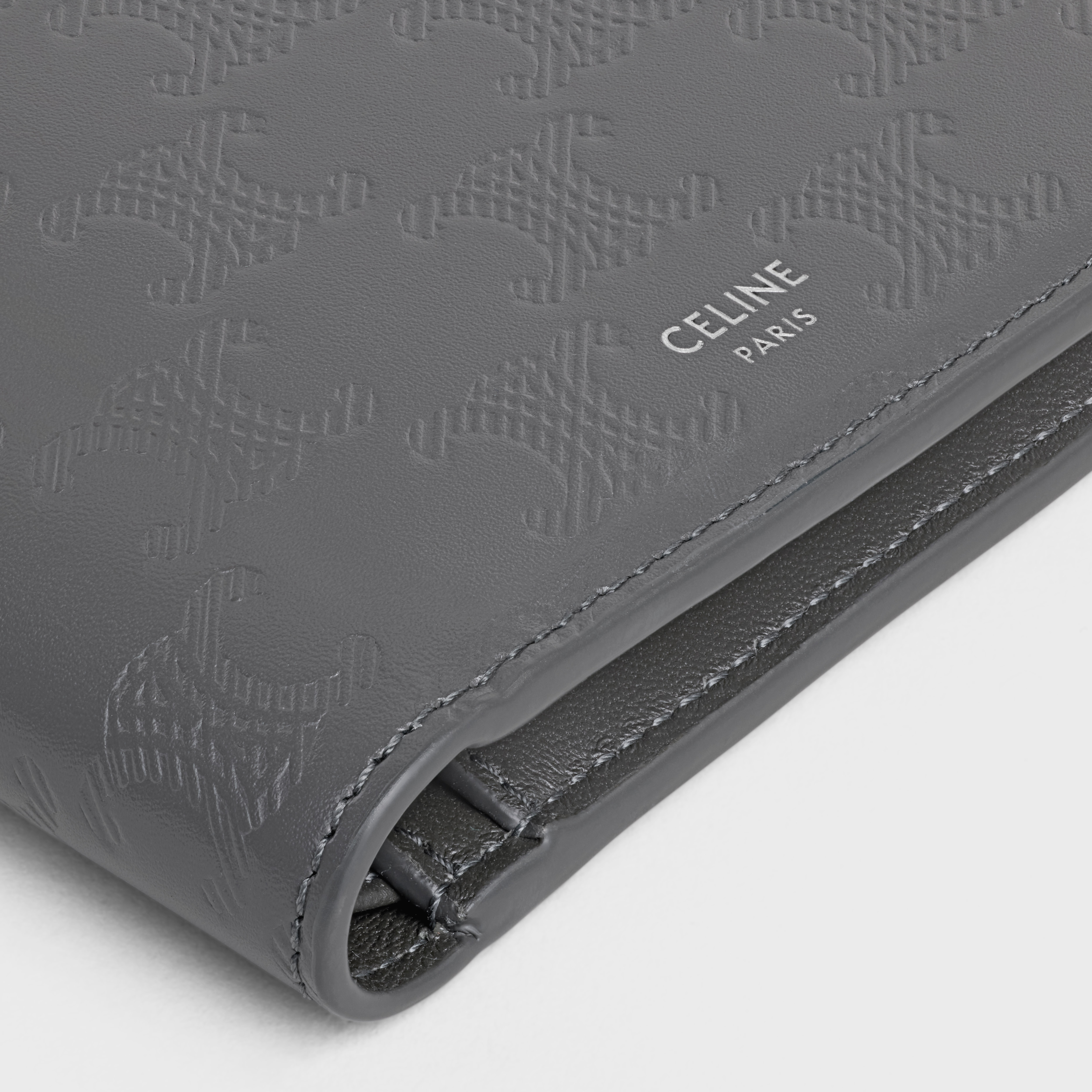 Bi-fold Wallet with Coin Compartment in Calfskin with triomphe embossed - 4