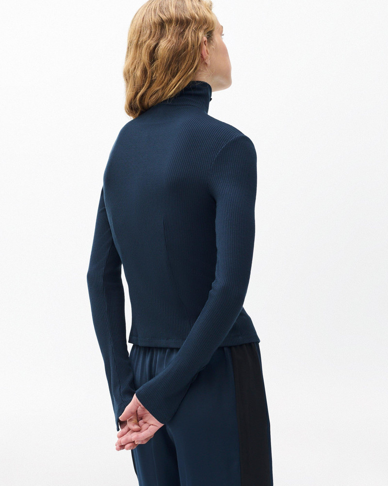 The Knit Ribbed Buttoned Cardigan 7