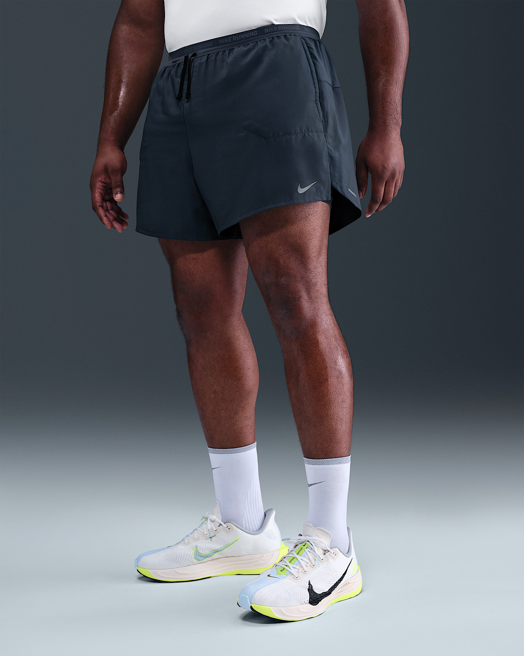 Nike Stride Men's Dri-FIT 5" 2-in-1 Running Shorts - 7