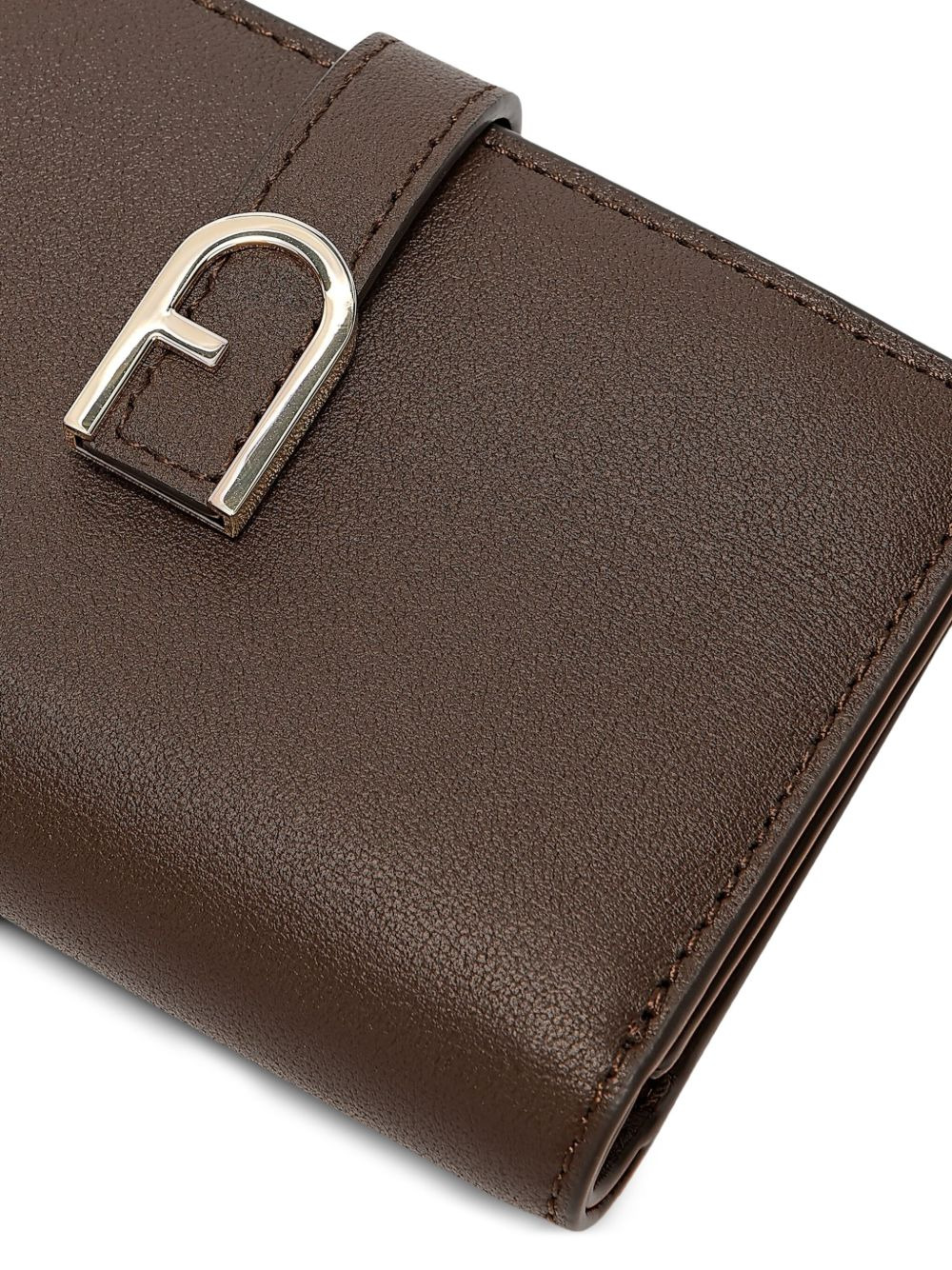 buckle-fastening leather wallet - 4