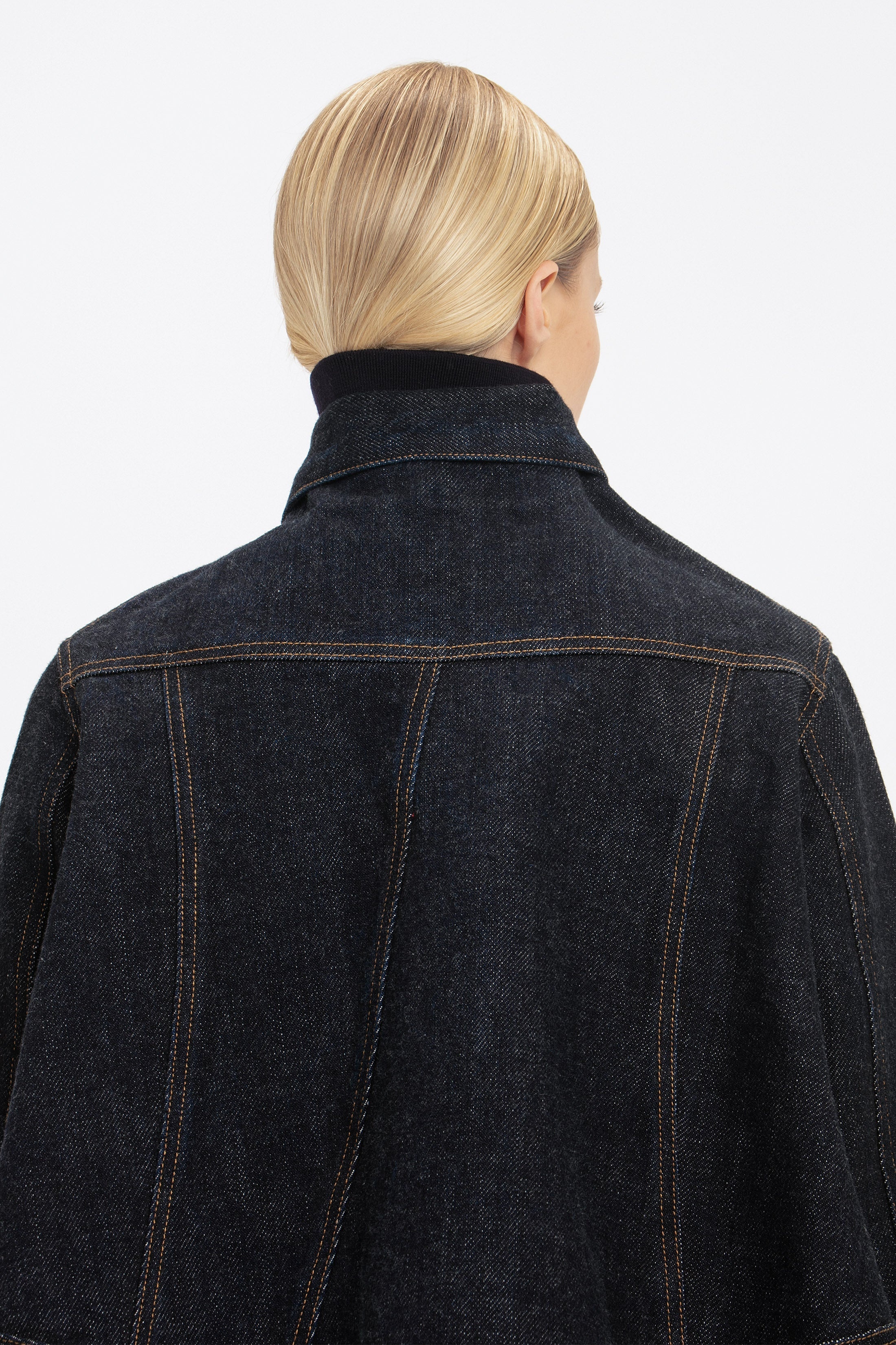 Cropped Denim Jacket In Dark Indigo Rinse - 5