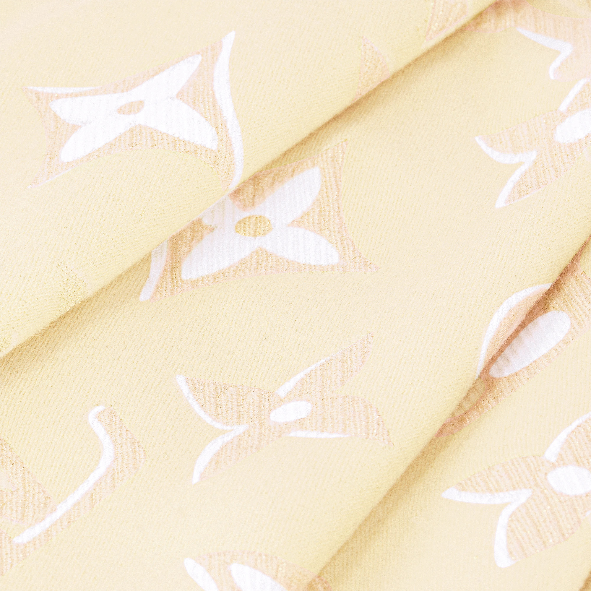 LV Essential Shine Scarf - 3