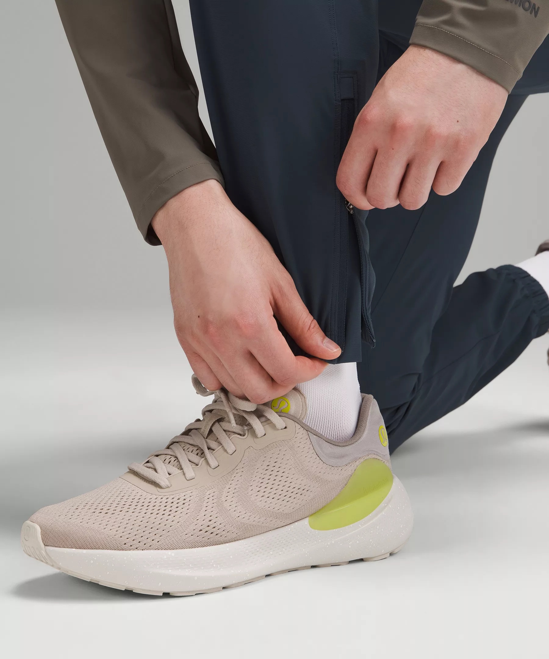 Pace Breaker Jogger - 5