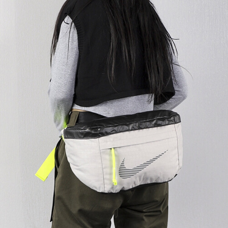 Nike NSW Winterized Waist Bag 'Desert Sand'' CQ0464-008 - 5