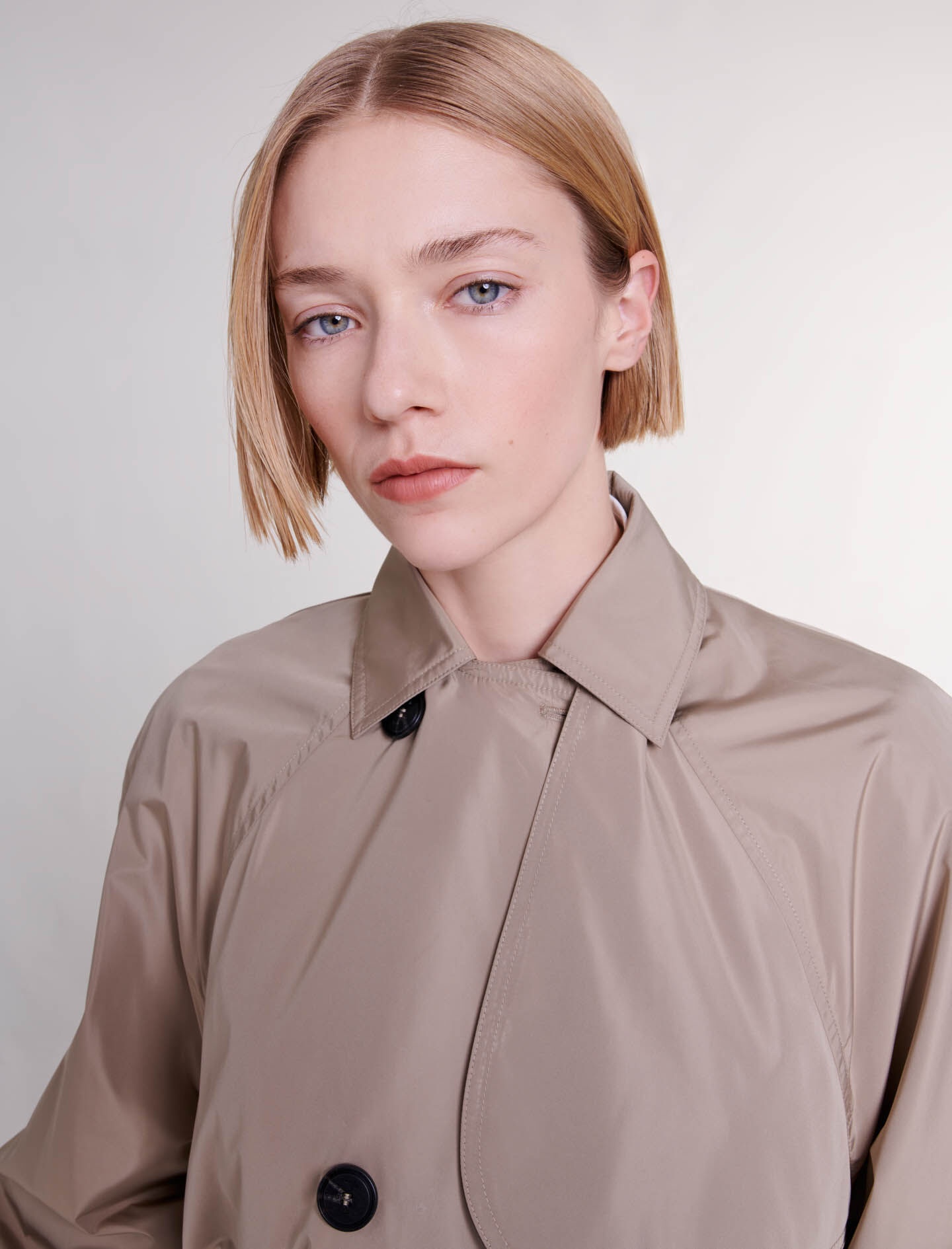 Contrast trench coat - 6