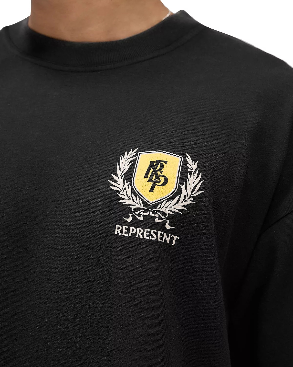 Crest Oversized Fit Graphic Tee - 7