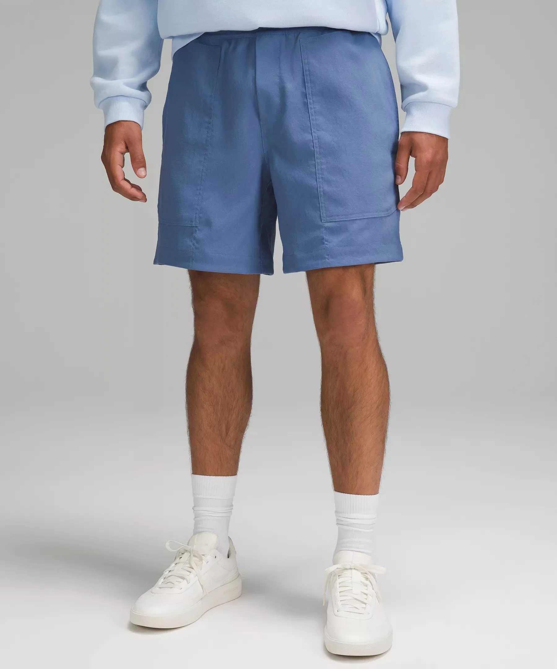 Relaxed-Fit Pull-On Short 7" *Light Woven - 1