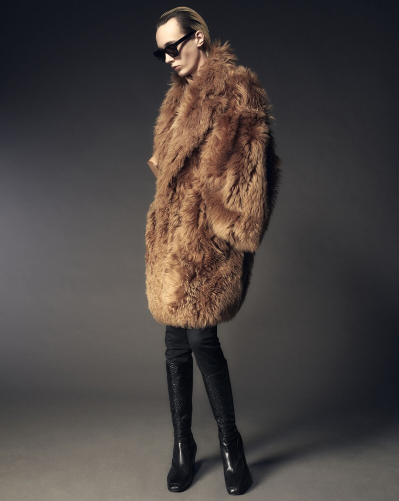 SAINT LAURENT double-breasted coat in shearling outlook