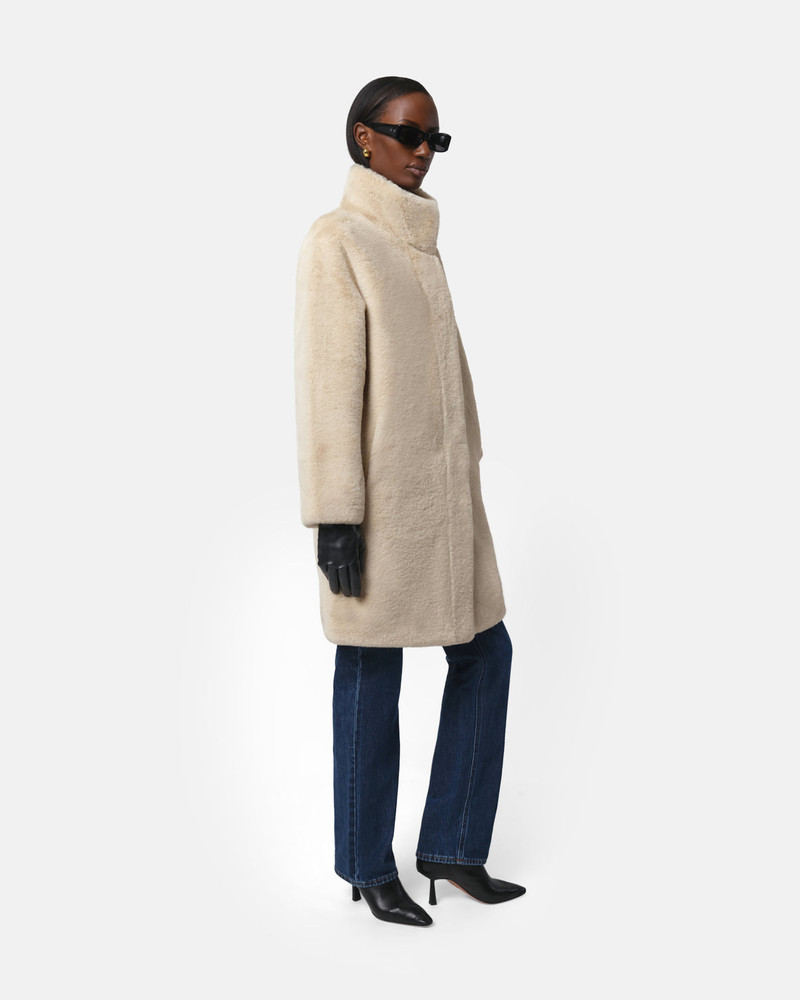 APPARIS BLAIR COAT outlook