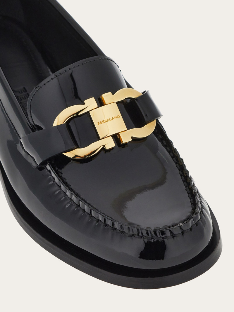 Moccasin with Gancini ornament 5