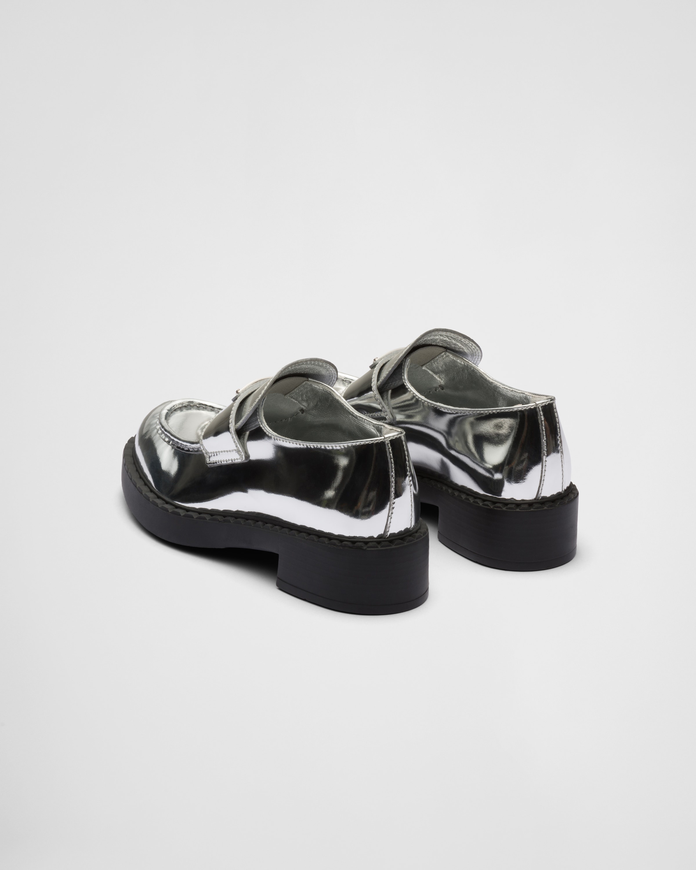 Metallic leather loafers - 5