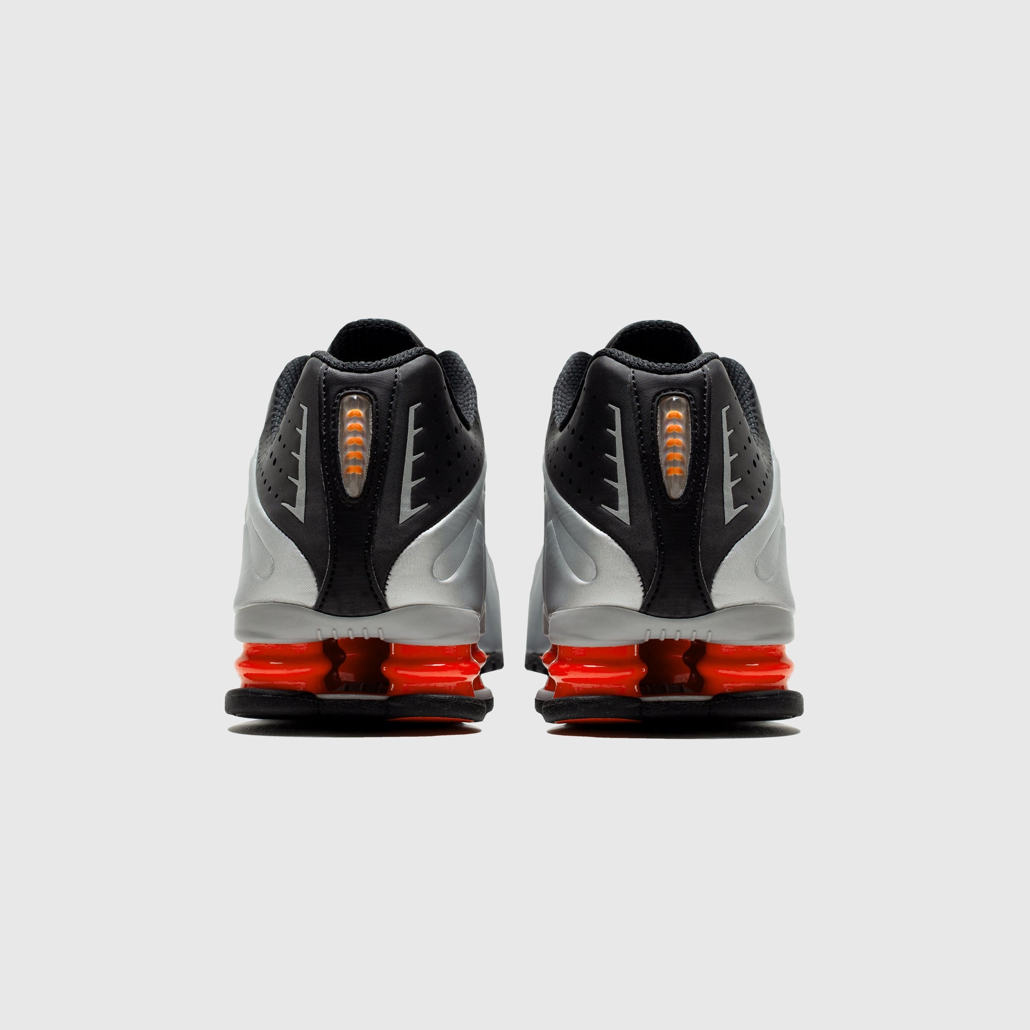 Nike SHOX R4 