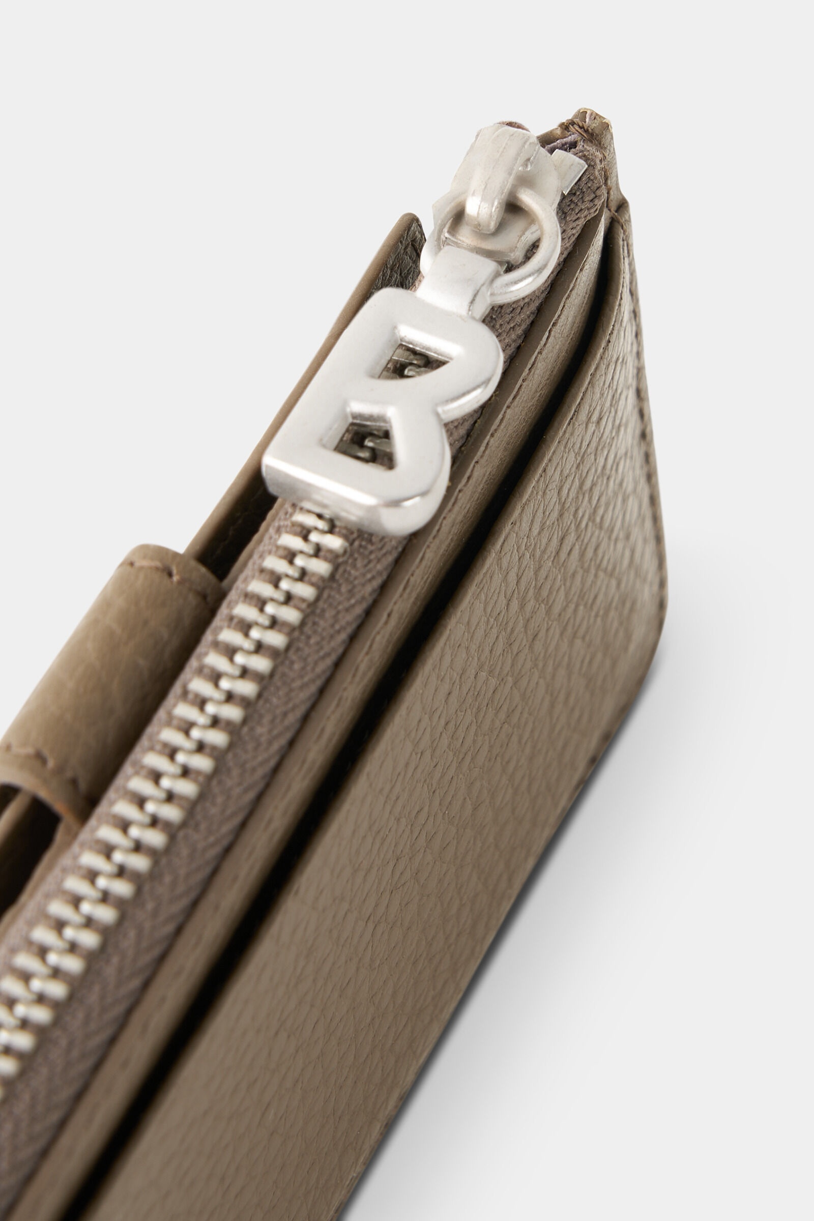 Andermatt Elli Wallet in Brown - 5