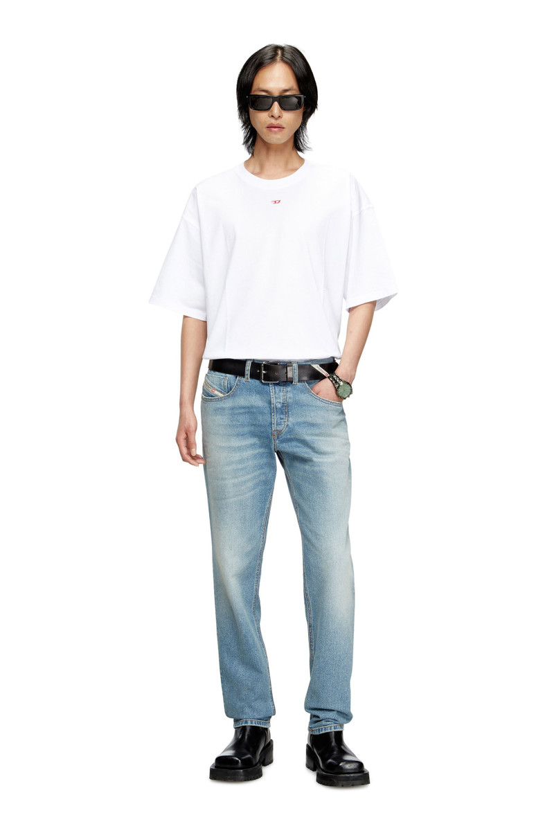 Diesel REGULAR JEANS 2023 D-FINITIVE 0DBEH outlook