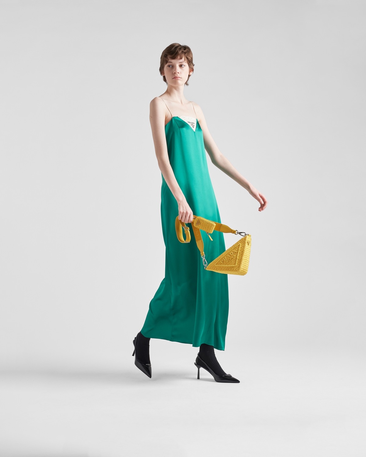 Raffia Prada Triangle bag - 8
