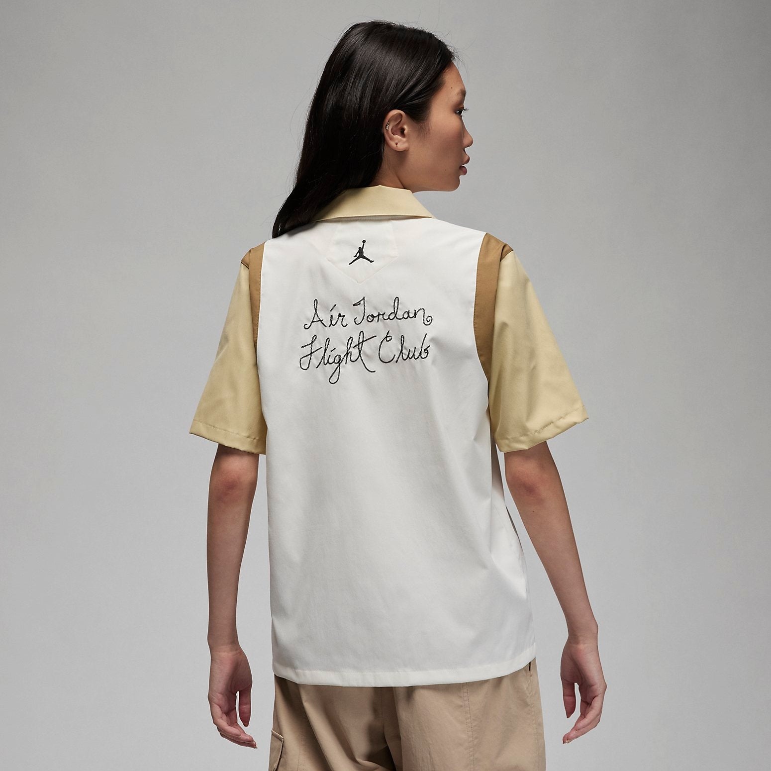 (WMNS) Air Jordan Button-Down Shirt 'White' DZ3341-133 - 4