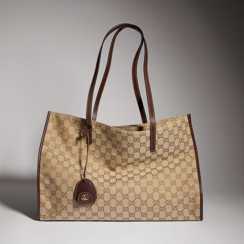 GUCCI Large tote bag with charm outlook